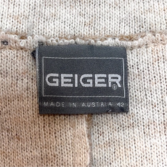 Geiger wool jacket, made in Austria, real fur trim, snap closures, tan & gray - Picture 11 of 13